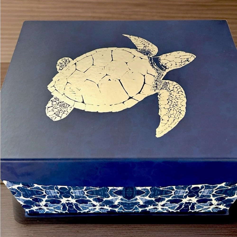 25% OFF! Place & Time Decorative Storage Box Paper Covered With Sea Turtle